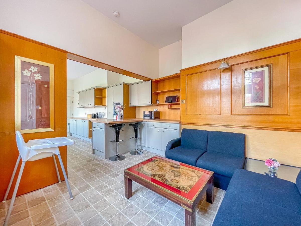 *Rg9Bc* For Your Most Relaxed & Cosy Stay + Free Parking + Free Fast Wifi * Лийдс Екстериор снимка