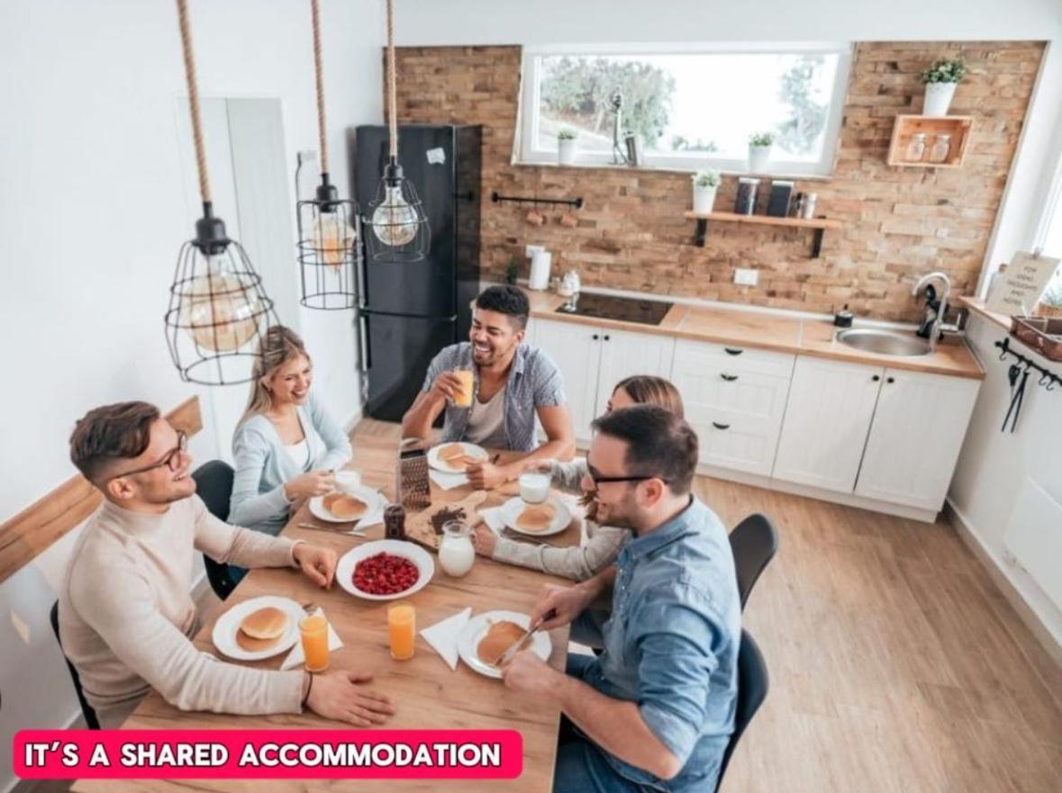 *Rg9Bc* For Your Most Relaxed & Cosy Stay + Free Parking + Free Fast Wifi * Лийдс Екстериор снимка